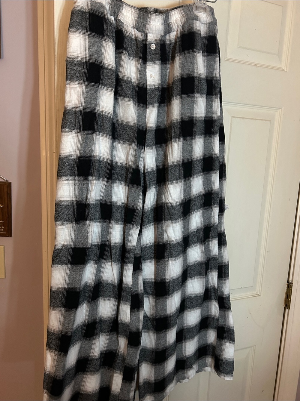 Black & White Plaid Button-Front Wide Leg pants size Large EUC